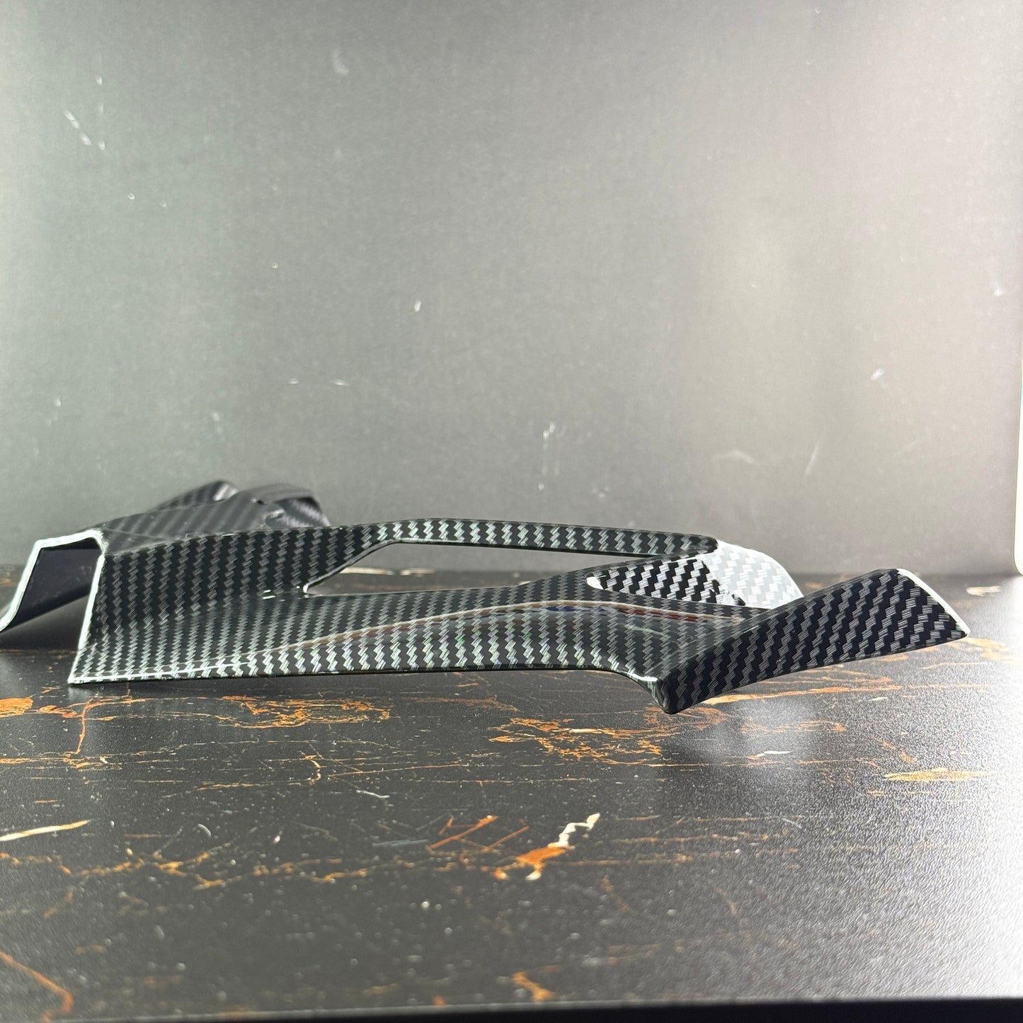 Front Winglet - Carbon Edition