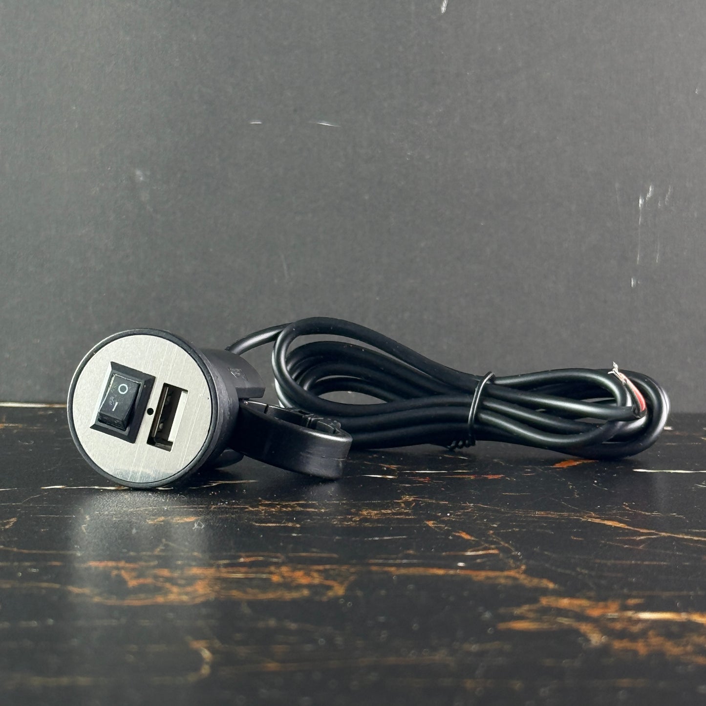 LIU HJG Waterproof Fast Mobile Charger