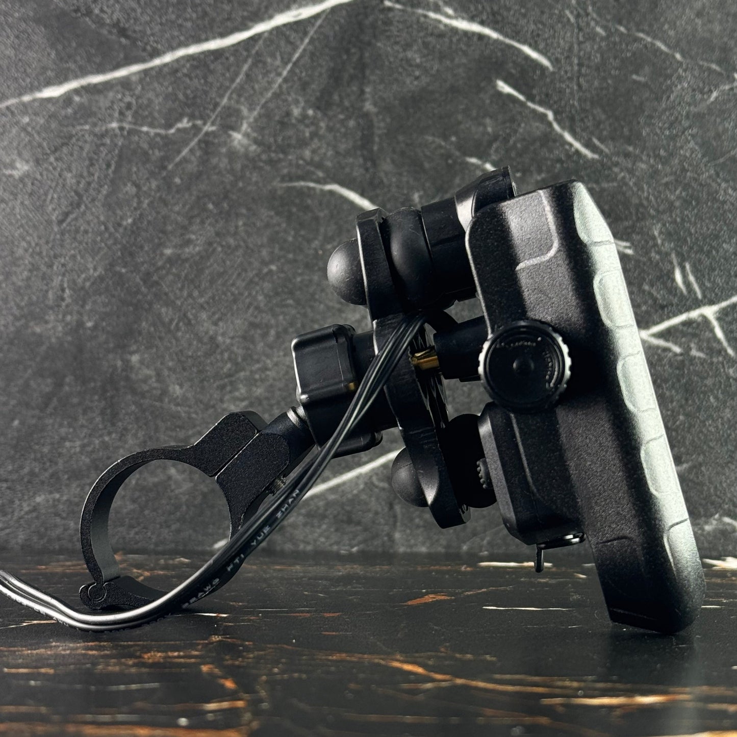 HJG Shock Proof C-Type Mobile Holder Cham Store