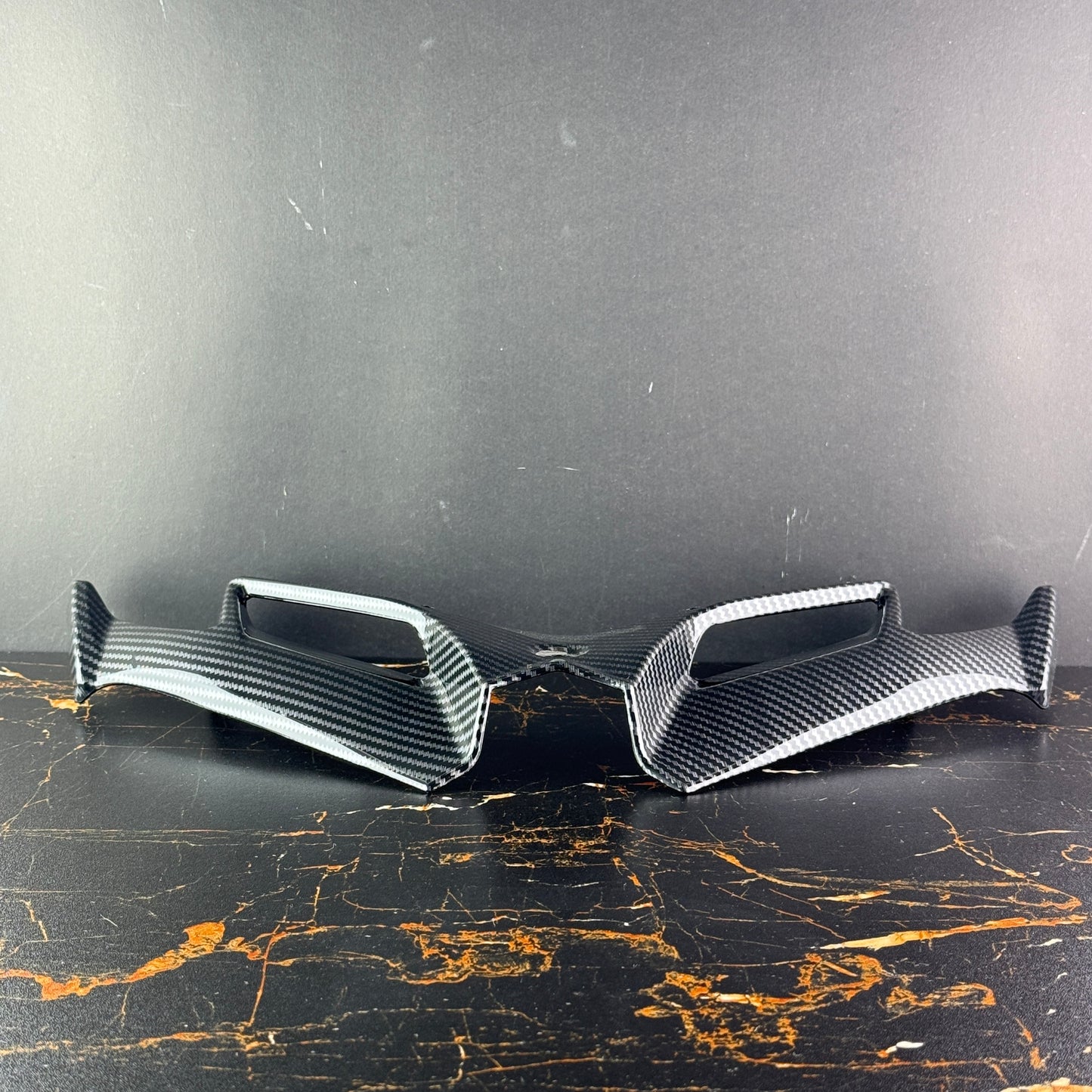 Front Winglet - Carbon Edition