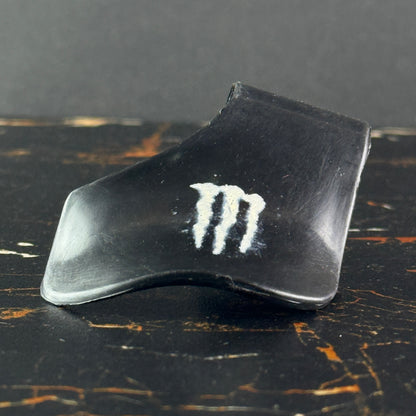 Monster Palm Grip